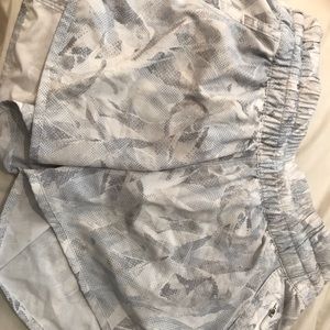 Lululemon Shorts White